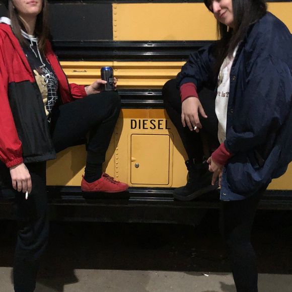 Meet your Posher, Alexis - Picture 1 of 1